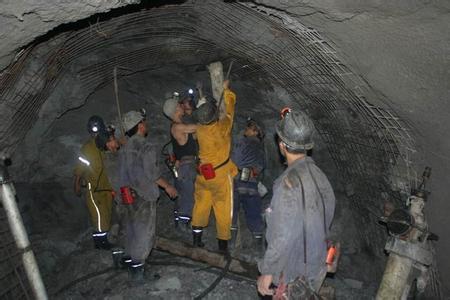 头屯河工程爆破中的危险因素分析以及应对工程爆破危险的措施